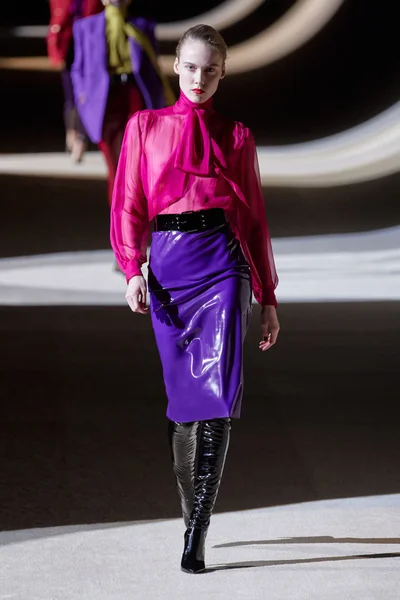 Look 34